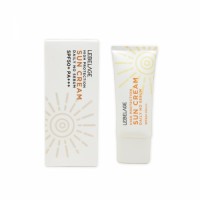 Солнцезащитный крем для жирной кожи Lebelage High Protection Daily No Sebum Sun Cream SPF50+/PA+++
